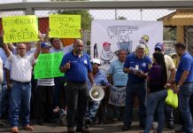 Trabajadores de Corpoelec exigen reivindicaciones laborales