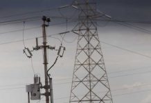 Falla en línea de 115KV deja sin electricidad a comunidades de El Tigre