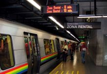 Usuarios reportan cierre de estaciones del Metro de Caracas por fallas de luz