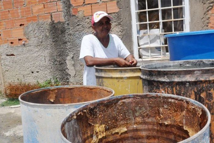 Sin-agua-en-Carora
