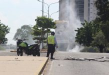En las Torres del Saladillo llega la luz y se apaga la protesta