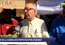 Vecinos de La Candelaria protestan por constantes apagones y cobro en dólares para restablecer el servicio