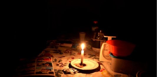 Usuarios reportan falla de luz en sectores de Caracas y Miranda este #27Sep