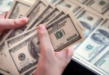 Dólar al menudeo cubre escasez de efectivo en Venezuela durante apagones eléctricos