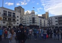 Habitantes de El Silencio cierran avenida San Martín tras 24 horas sin electricidad