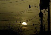 Racionamientos, la pesadilla en una Venezuela que urge recuperar su red eléctrica